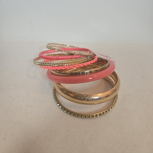 Beya Jewelry - Set Of 8 Pink and Gold Bangle Set